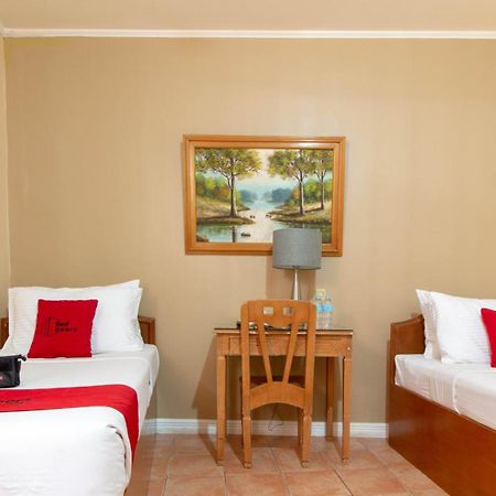 Reddoorz @ Downtown Tacloban Hotel Exterior foto