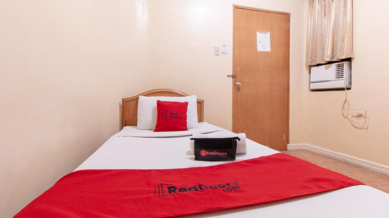 Reddoorz @ Downtown Tacloban Hotel Exterior foto